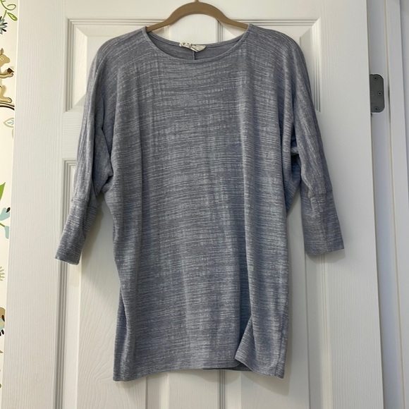Blue/gray 3/4 sleeve casual top - Size Small - Picture 1 of 5